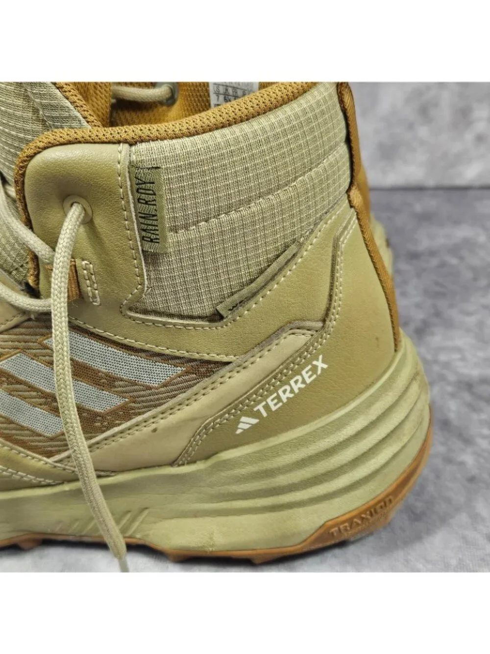 Adidas Terrex Hiking Boots Tan Trail Outdoor Shoes Women 7 Lace Up